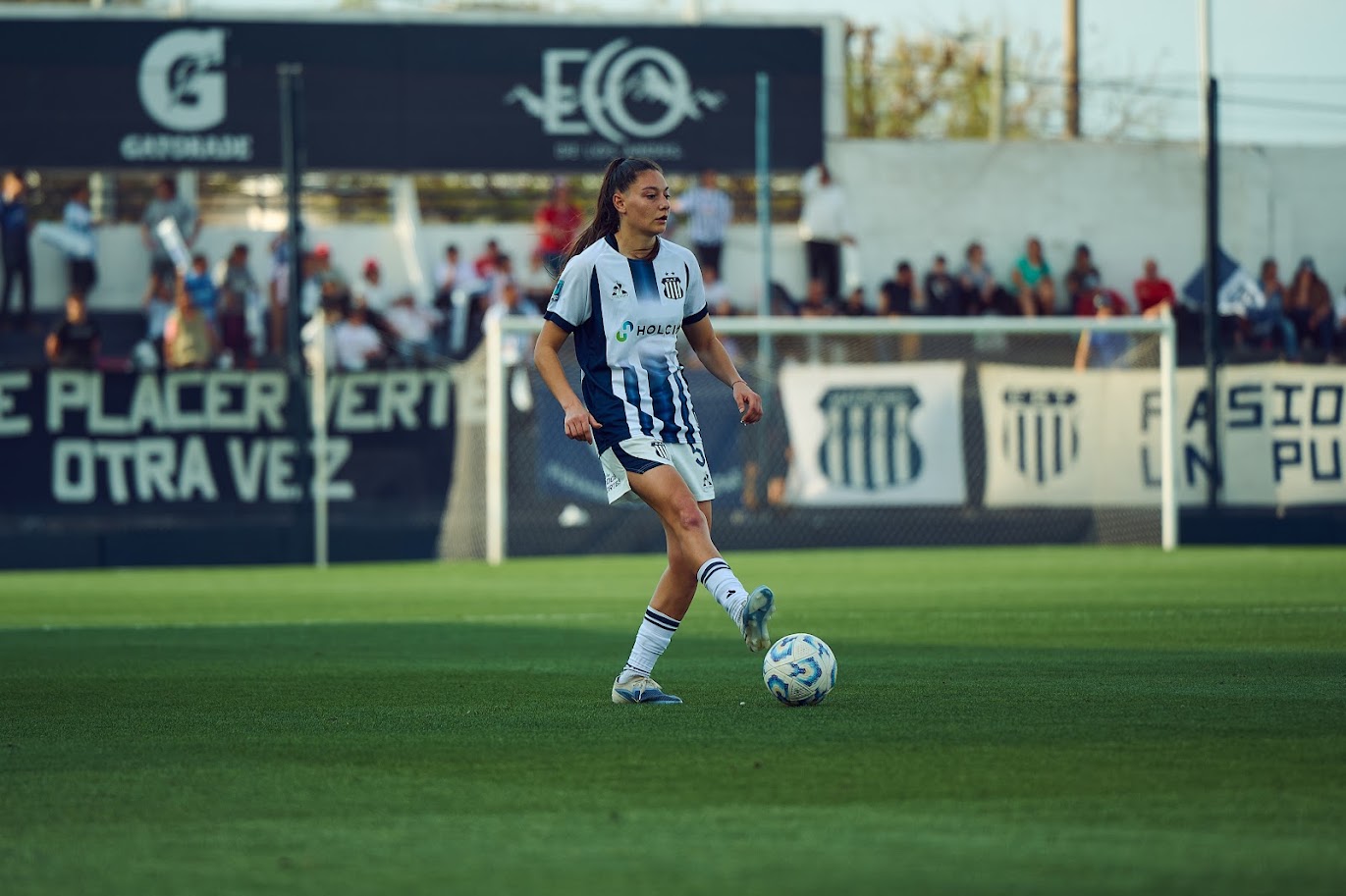 Foto de la nota: Las Matadoras visitan a Huracán en la Fecha 10 del Torneo Clausura