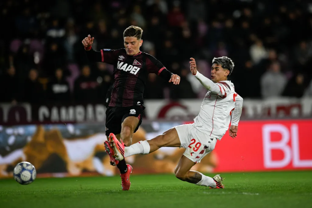Foto de la nota: Estudiantes de La Plata pierde 2-1 ante Lanús en la fecha 10 del Clausura